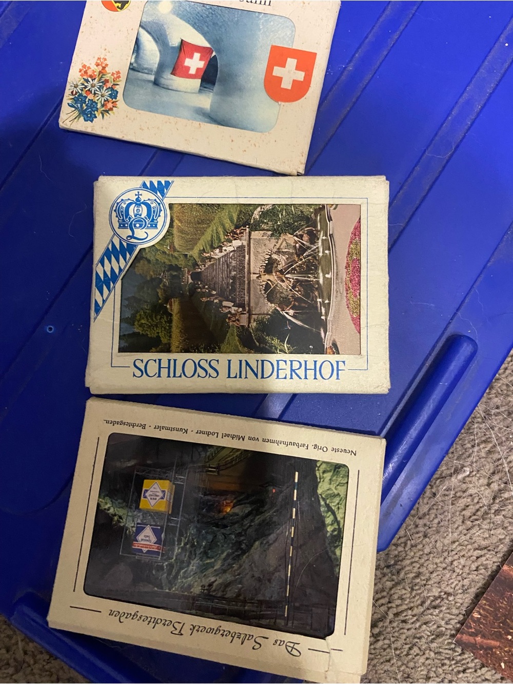 Old post cards and pamphlets! Meant condition . All
Different kinds.